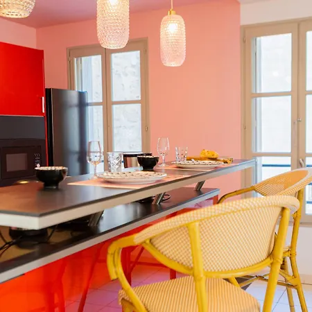 Garlande Hotel Avignon Centre Hotel 3*