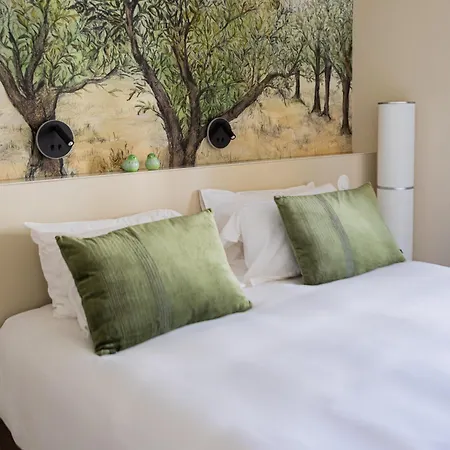 Garlande Hotel Avignon Centre Hotel 3*